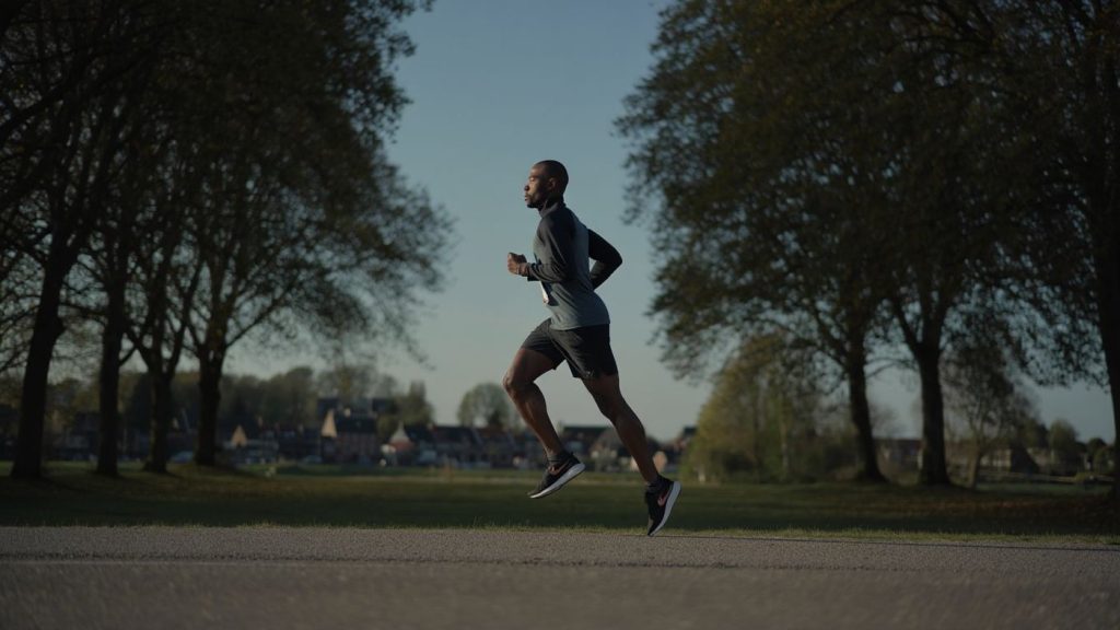 Cadence course débutant : trouver le bon rythme sans se crisper